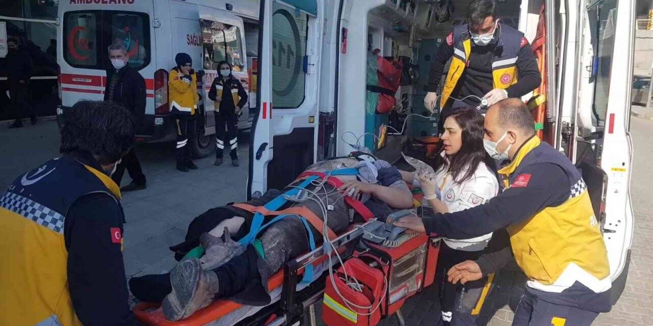 İnşaattan düşen işçi ağır yaralandı