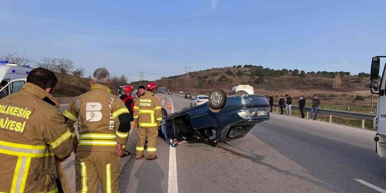 Bandırma’da trafik kazası iki kişi yaralandı