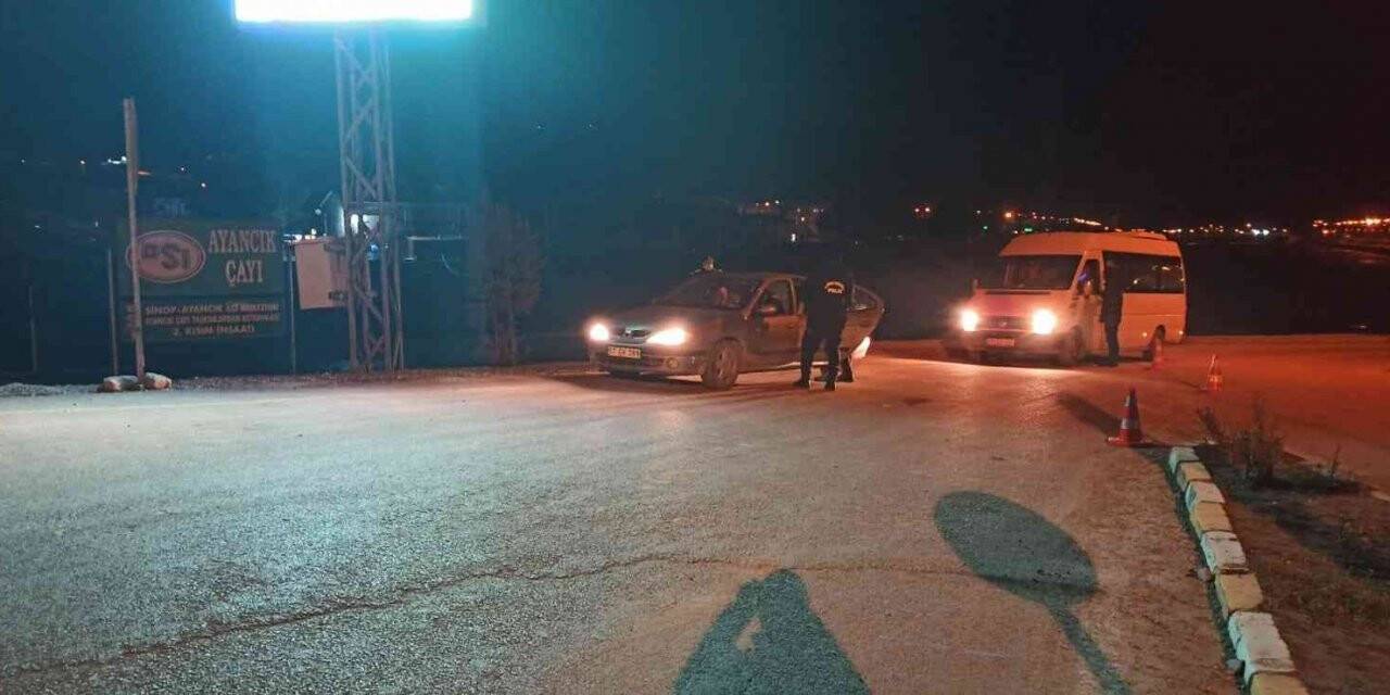 Ayancık polisten eş zamanlı denetim