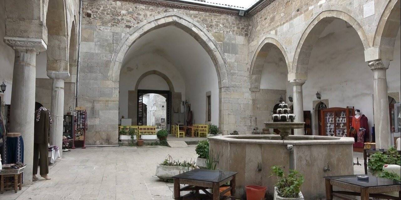 760 yıllık Selçuklu eseri: Pervane Medresesi