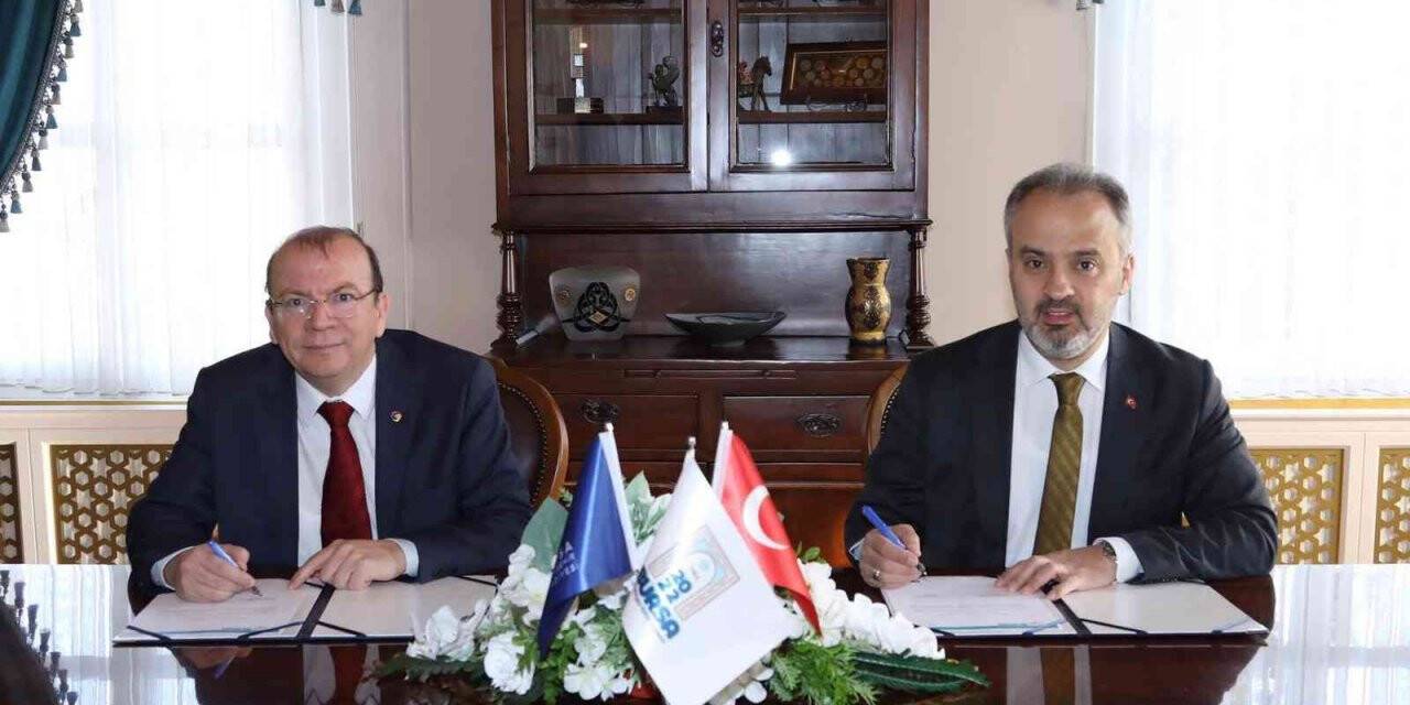 2022 Türk Dünyası Kültür Başkenti Bursa’ya Ticaret Borsası’ndan güçlü destek