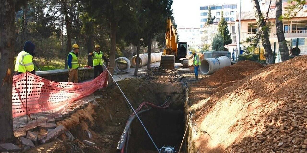Bilecik’te ikinci etap yağmur suyu kolektör hattı çalışmalarına başlandı