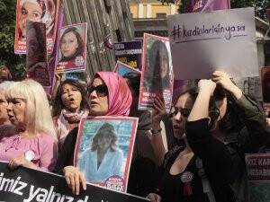 CESEDİ ÇANTADA BULUNAN KADIN İÇİN EYLEM