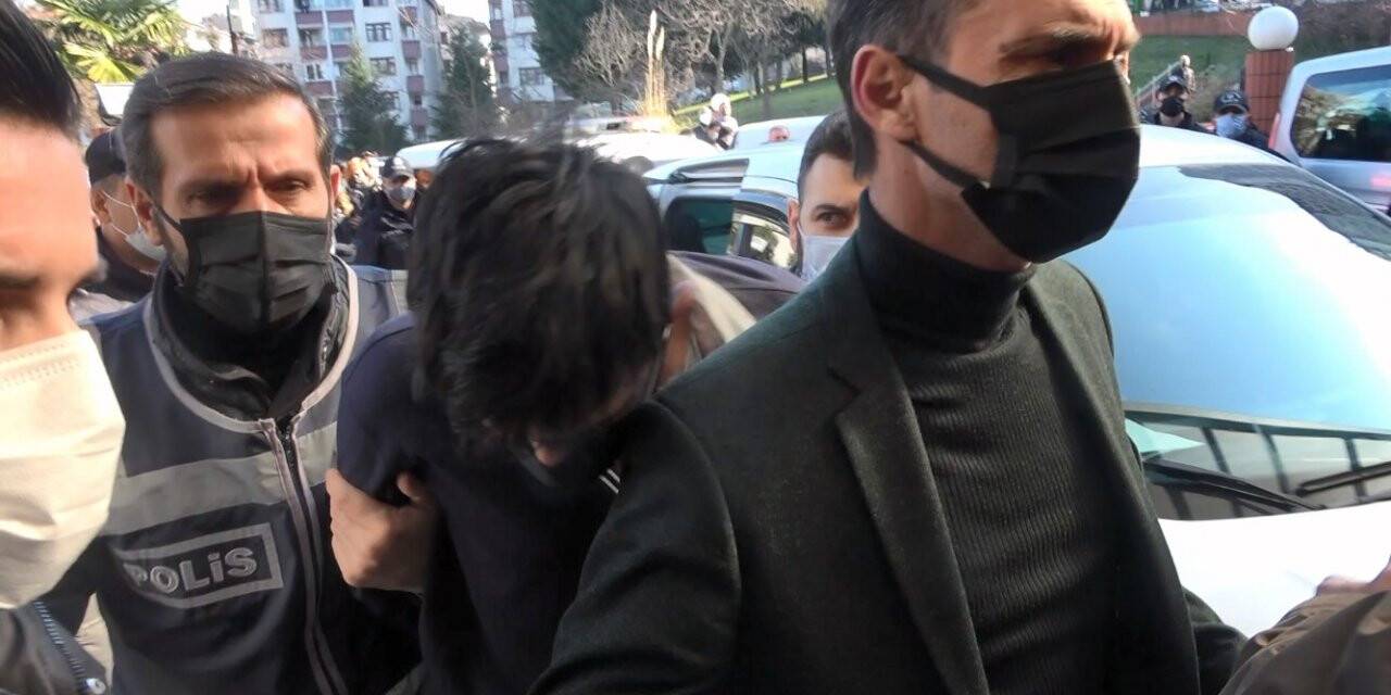 16 yaşındaki Sıla Şentürk’ü bıçakla öldüren şahıs adliyeye getirildi