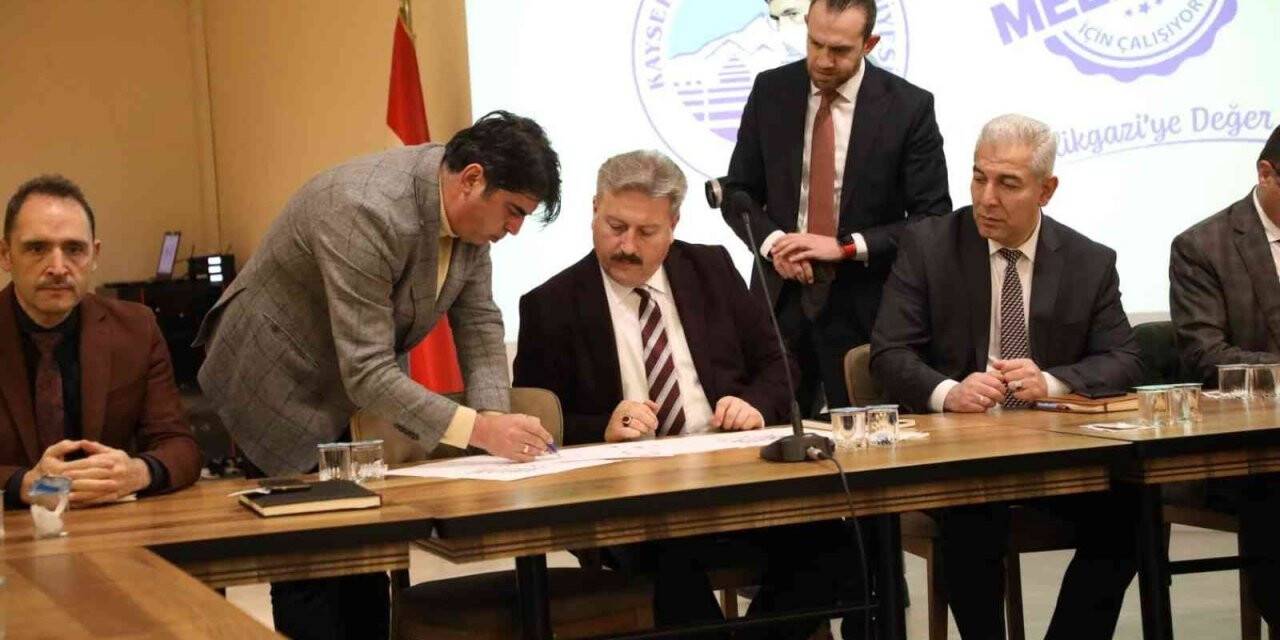 Melikgazi’de 2022 yılı çalışmaları masaya yatırıldı