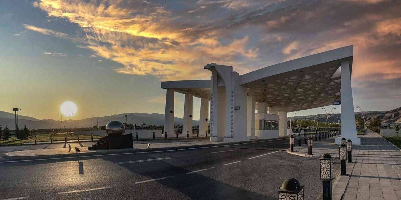 Erzincan Binali Yıldırım Üniversitesi, Dünyanın en iyi genç üniversiteleri arasında yer aldı