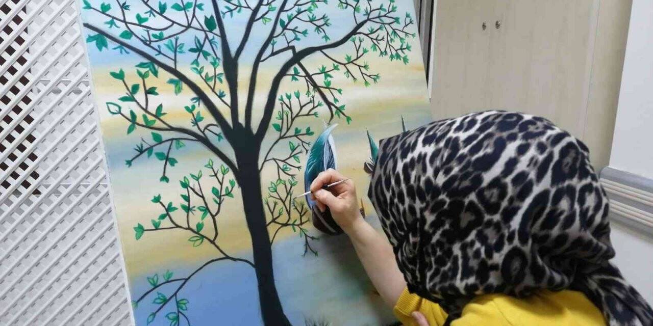 Pursaklar Belediyesi Hanım Evleri’nden sanatsal eserler çıkıyor