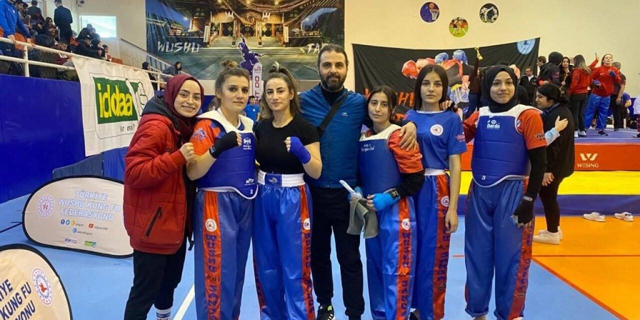Genç Sporcular Türkiye Wushu Kung Fu Şampiyonası’ndan madalyalarla döndü