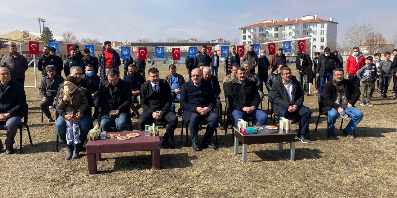 Karapınar'da Fırat Yılmaz Çakıroğlu anısına atletizm yarışması düzenlendi