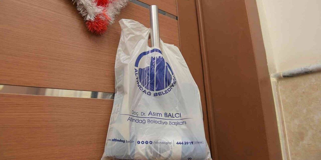 Altındağ’da her haneye çöp poşeti