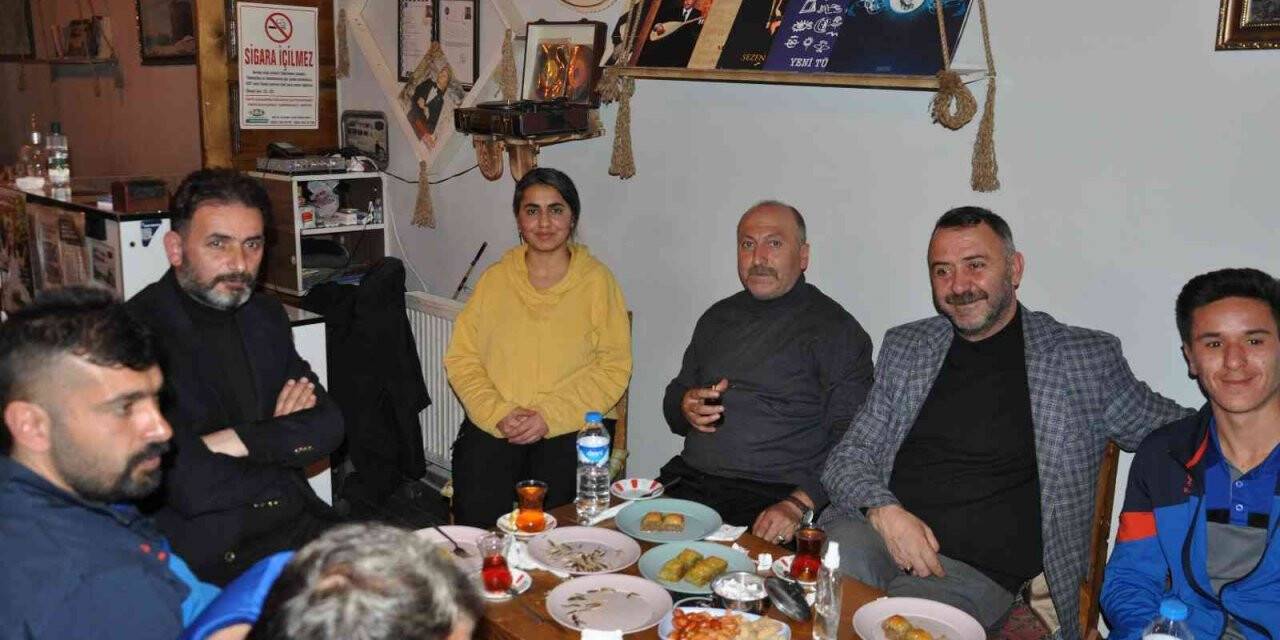 Öğretim üyesinden örnek davranış