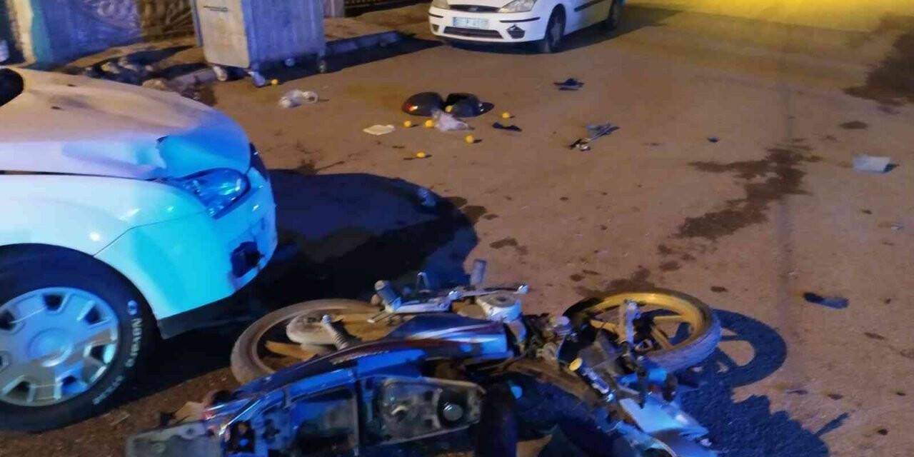 Motosiklet ile otomobil çarpıştı: 1 yaralı