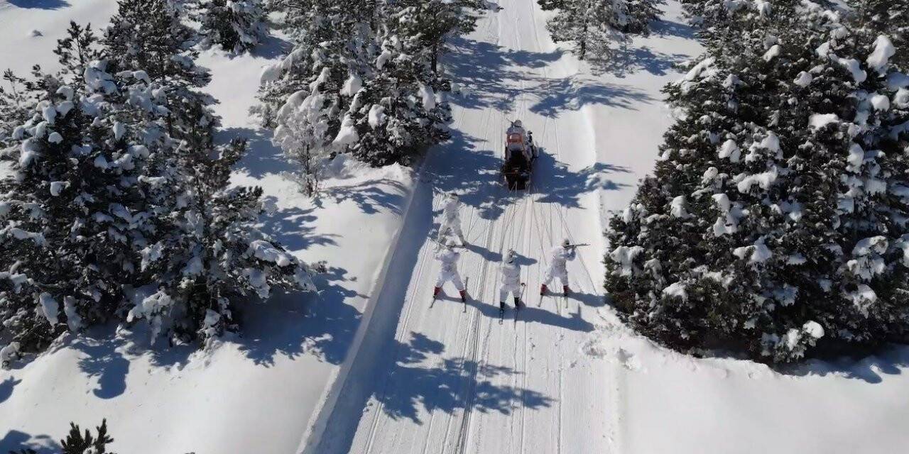 Kayak tutkunlarının güvenliği Mehmetçik’e emanet