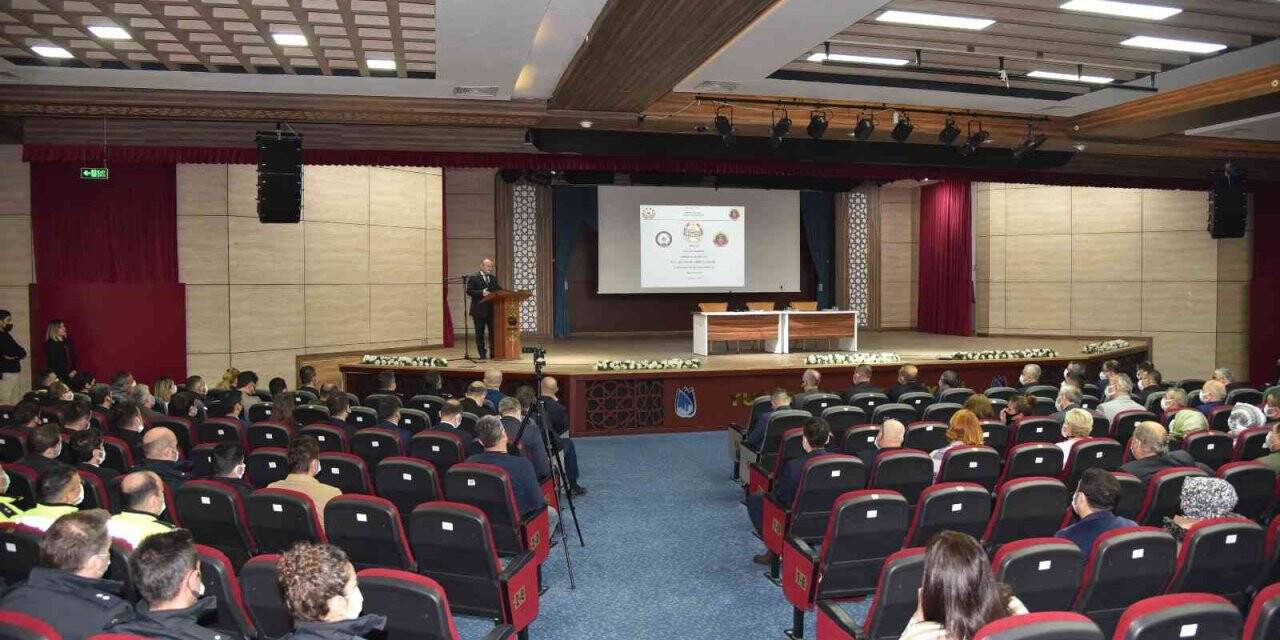 Vali Karadeniz: “Tüm okullarda kamera sistemi kurmamız gerekiyor”