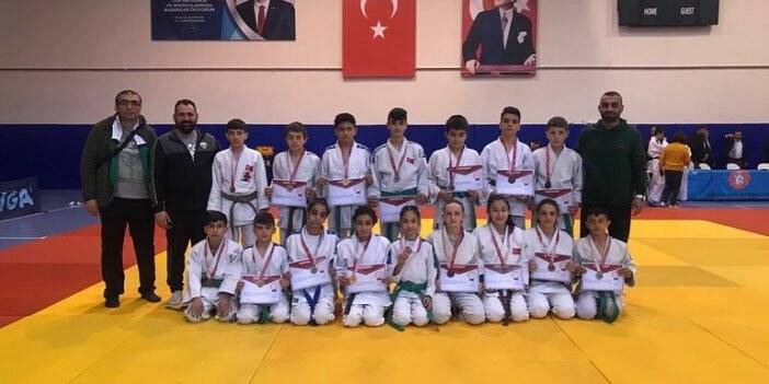 Konyalı judoculardan madalya yağmuru