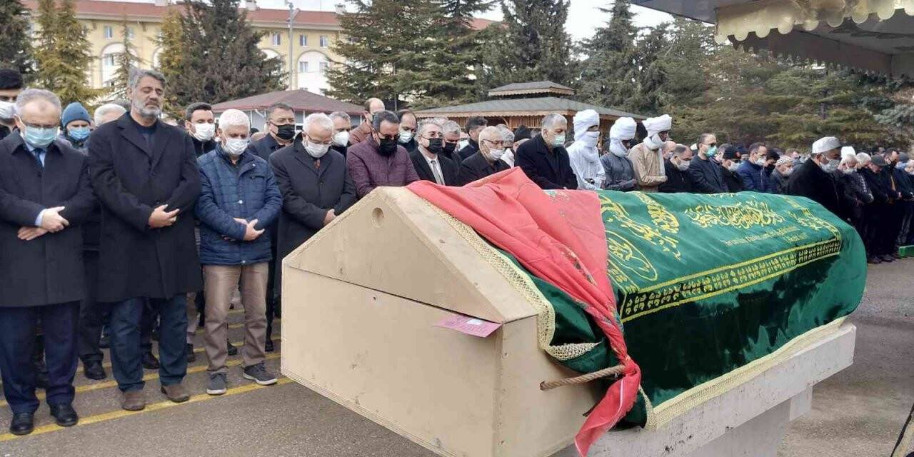 Karabük Üniversitesi Rektörü Polat’ın acı günü