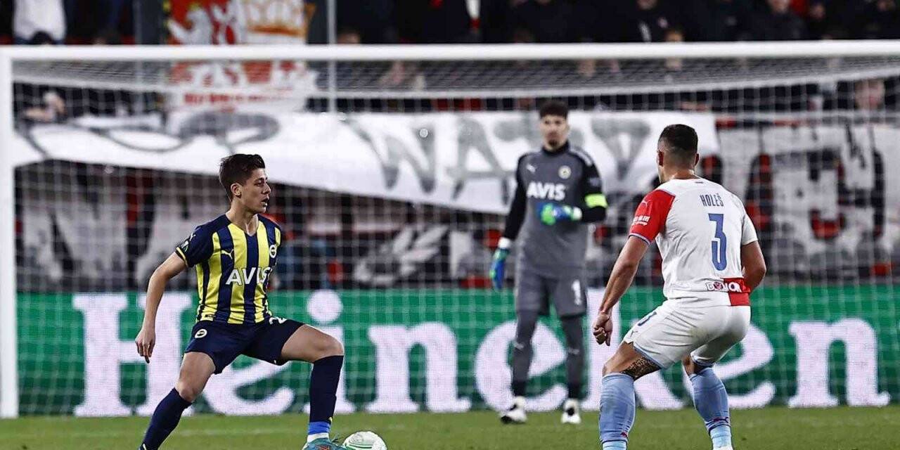 Slavia Prag: 3 - Fenerbahçe: 2