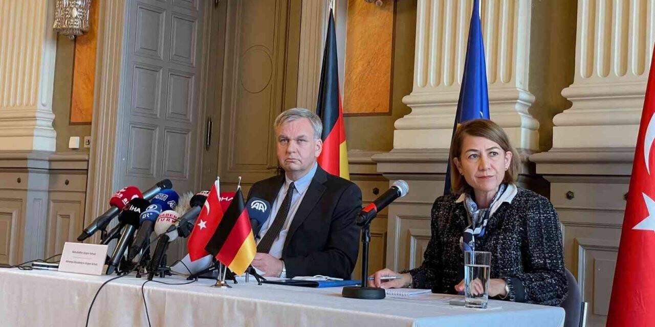 Schulz: “Ortak tutum sergilemezsek daha yüksek bedeller ödeyeceğiz”