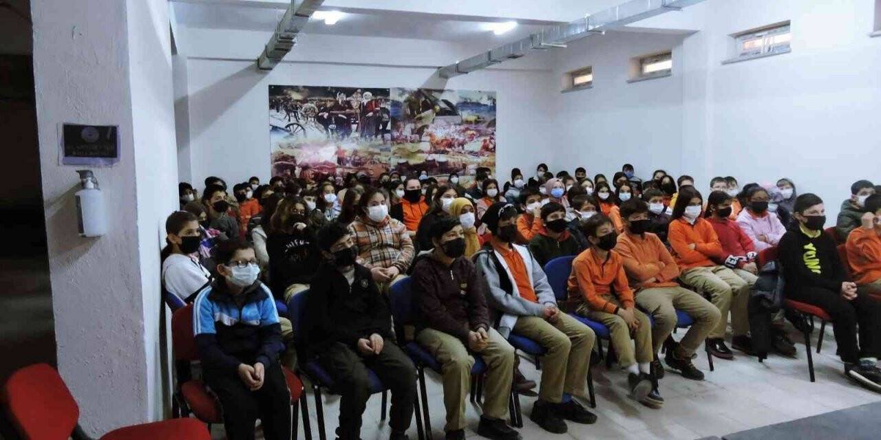 Ortaokul öğrencilerine ‘SİBERAY’ anlatıldı