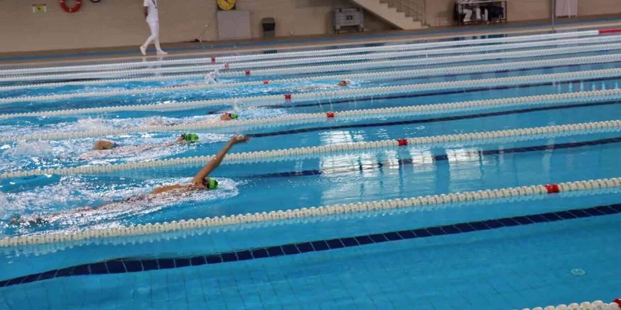 Kulaçlar derece için atıldı