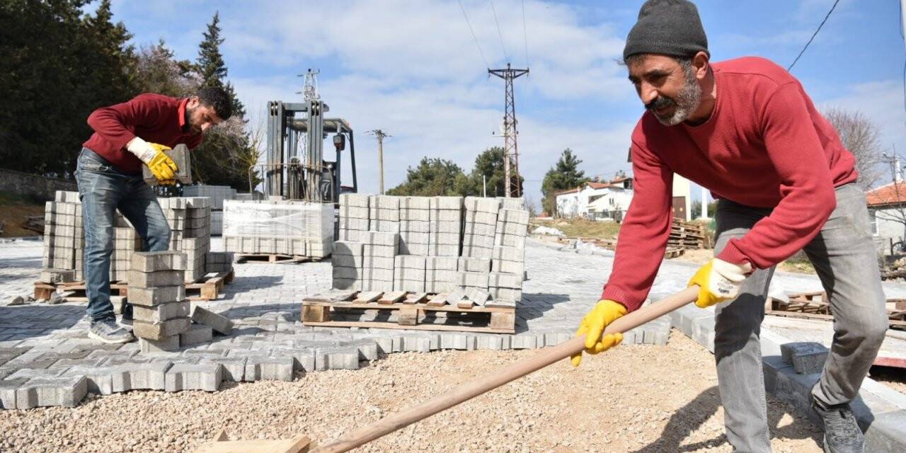 Karesi’de yol çalışmaları hızlandı