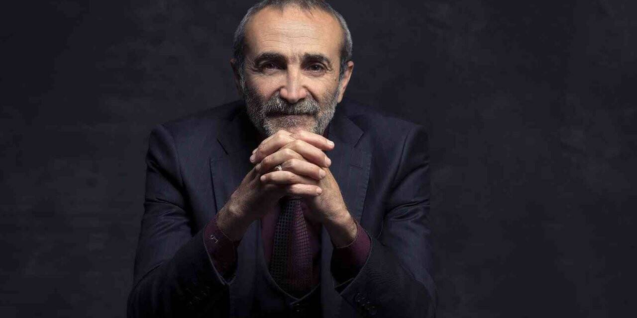 Cahit Berkay ile Cengiz Özkan ilk kez aynı sahnede