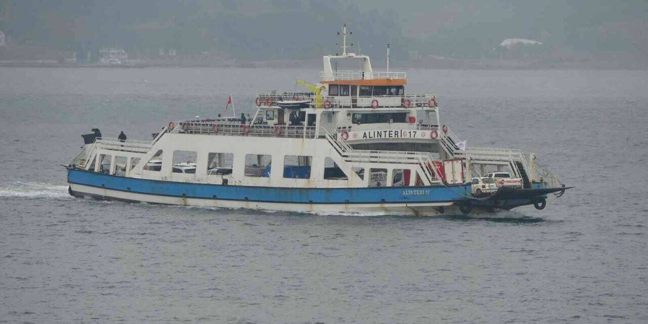 Bozcaada seferlerine fırtına engeli