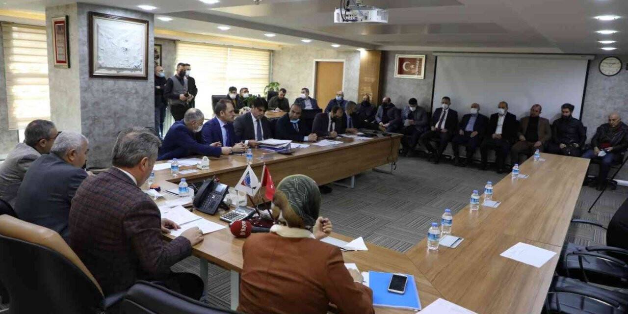 Melikgazi’de konut ve dükkân ihalesi yapıldı