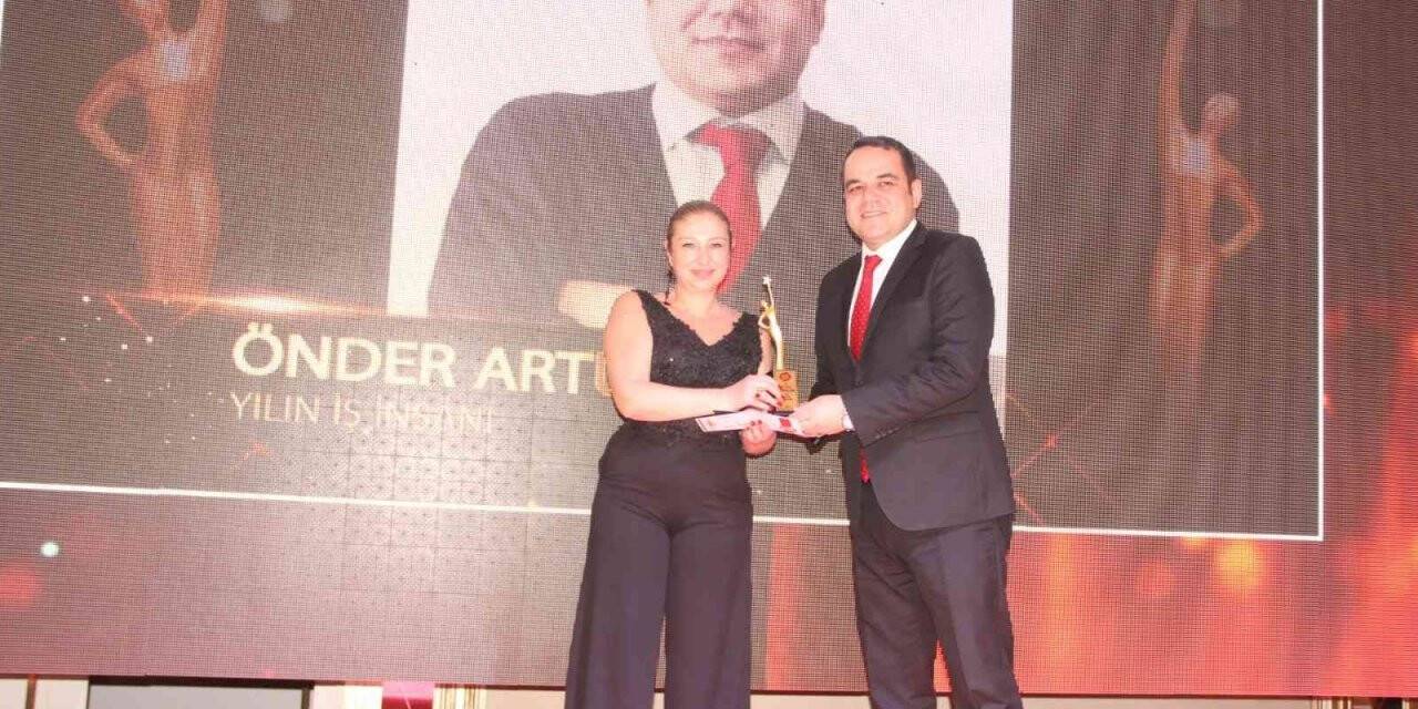 Afyonkarahisar’da uçak parçaları üreten girişimciye “Yılın İşadamı” ödülü