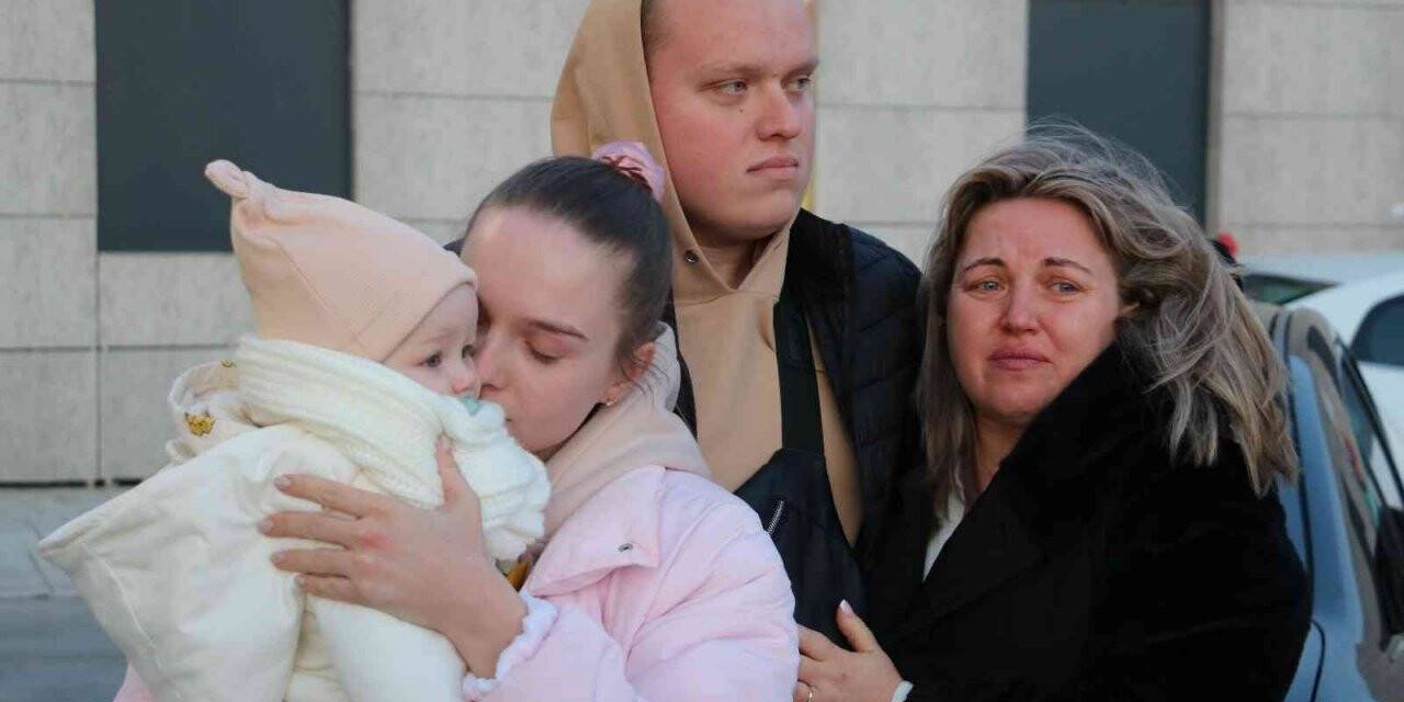 Ukrayna’dan Türkiye’ye kaçan gözü yaşlı kadının anlattıkları duygulandırdı