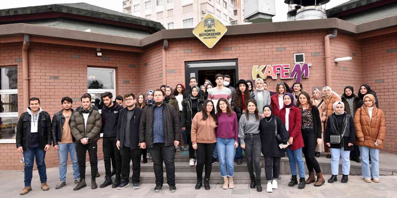 Özgün fikirleri olan Genç Kültür Kart üyesi gençler bir araya geldi