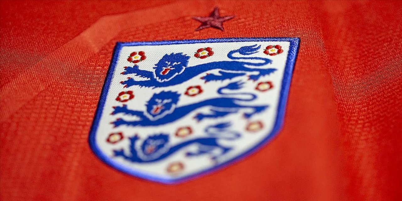 İngiltere Futbol Federasyonu, Rusya ile maçlara çıkmama kararı aldı