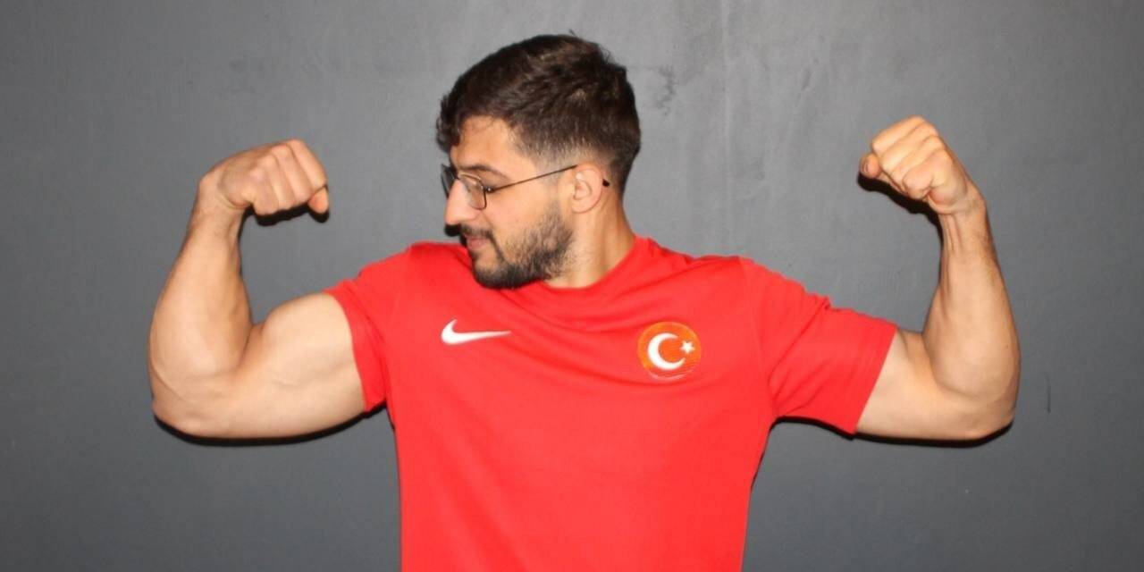 Bilek güreşi şampiyonu yeni şampiyonluklara hazırlanıyor