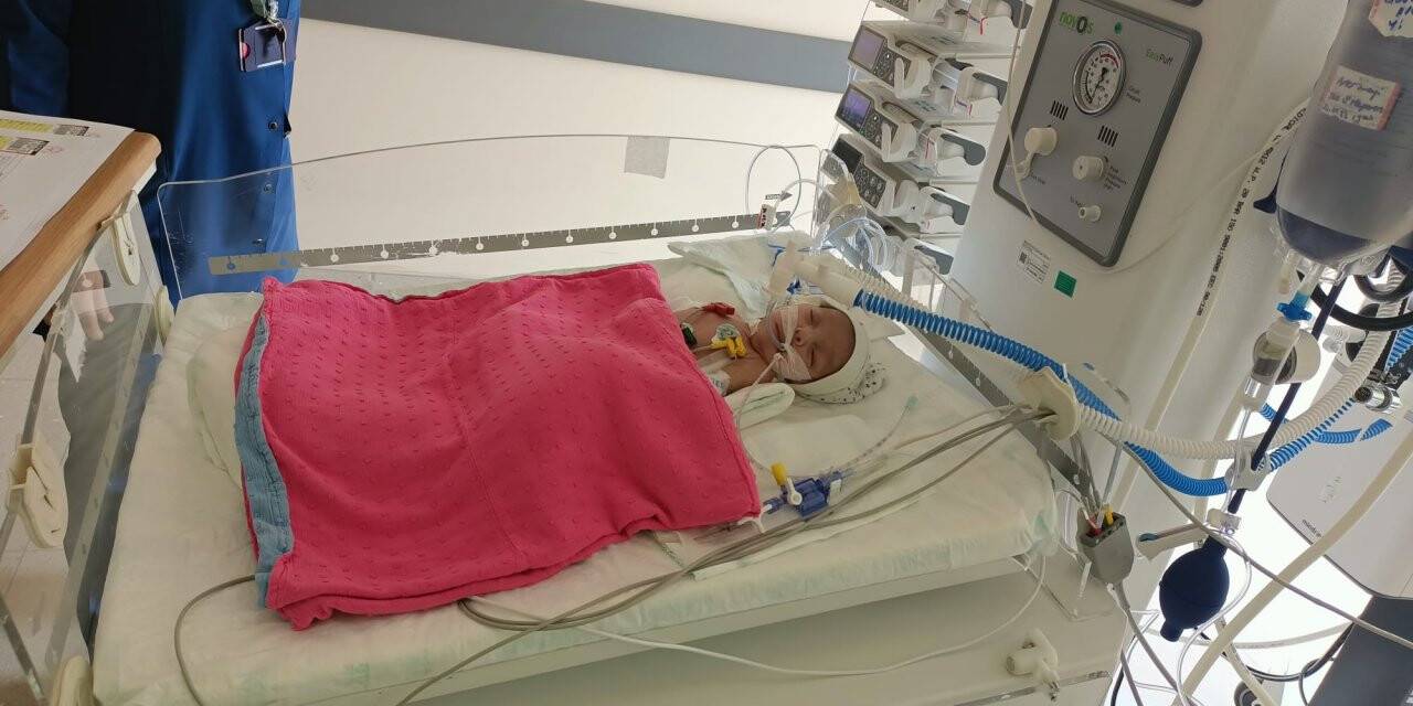 Elazığlı "Gündağ" bebek, Konya'da ameliyat edildi