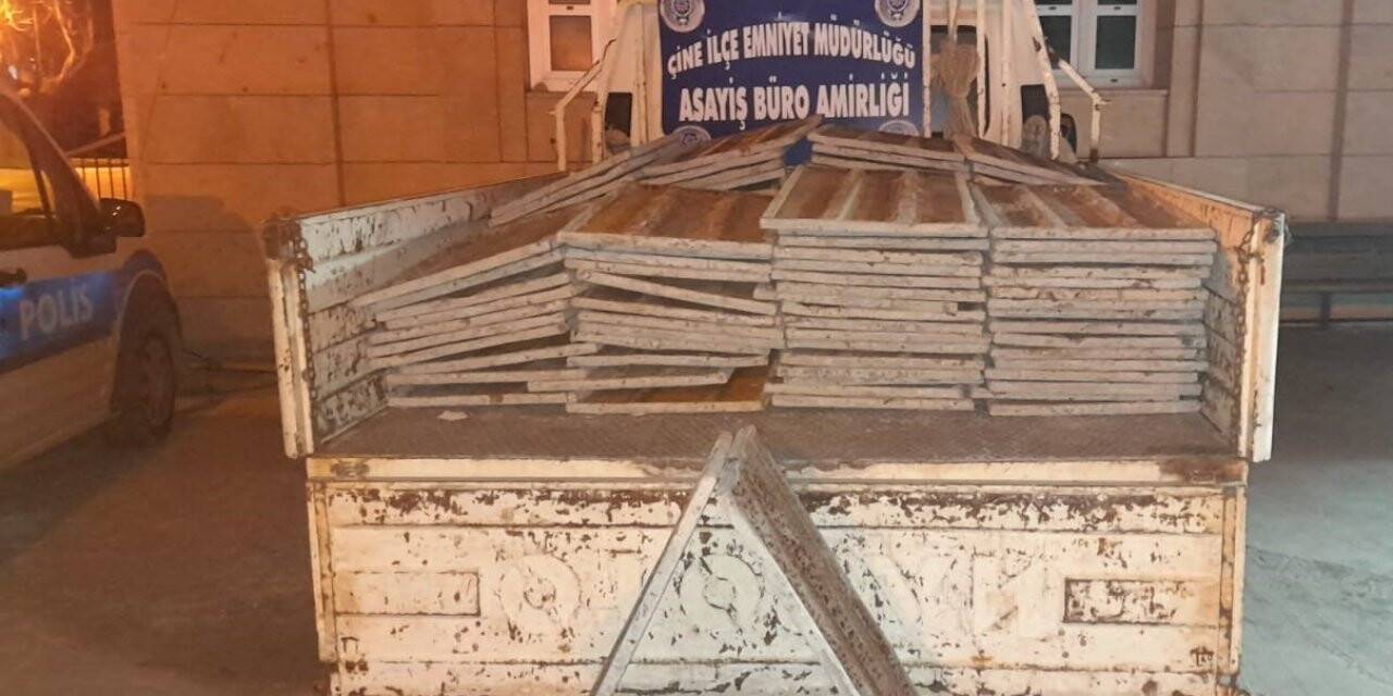 İnşaattan 50 bin liralık metal kalıp çaldılar