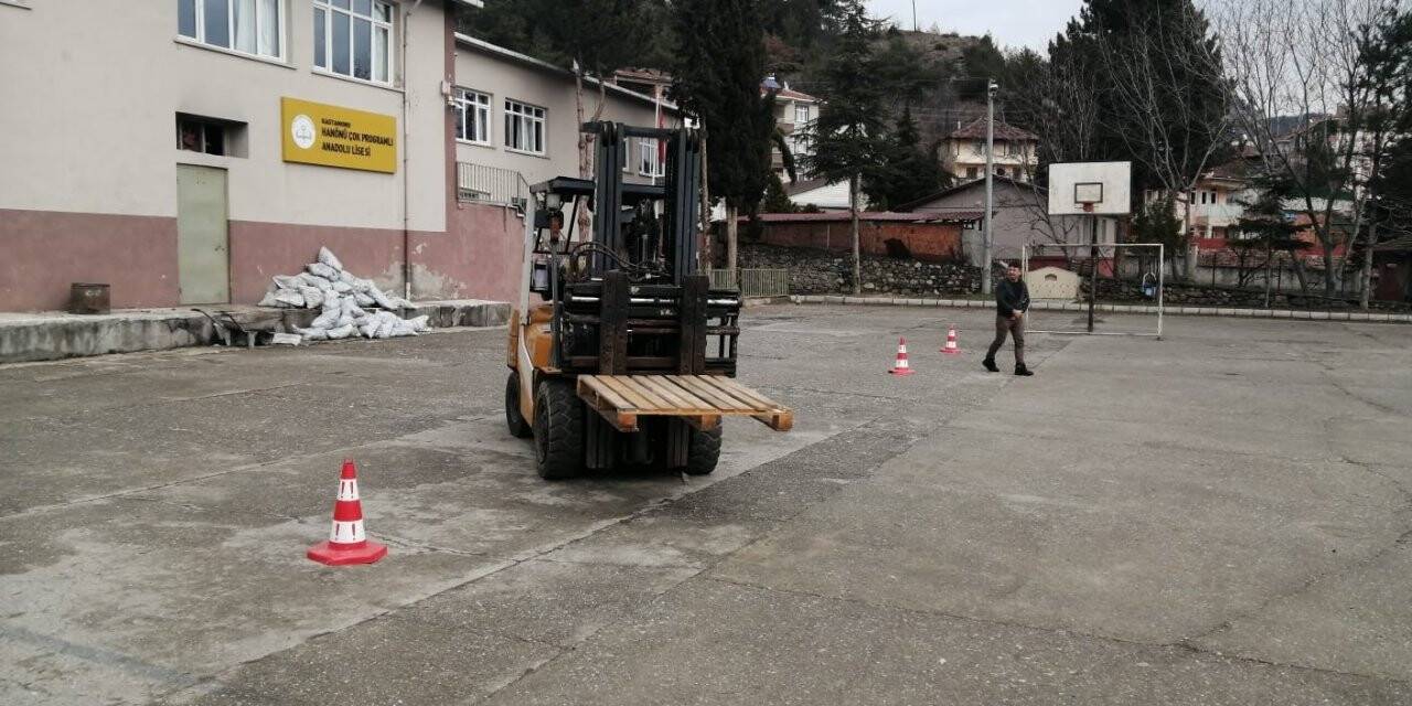 Hanönü’de ’forklift operatörlüğü’ kursu açıldı