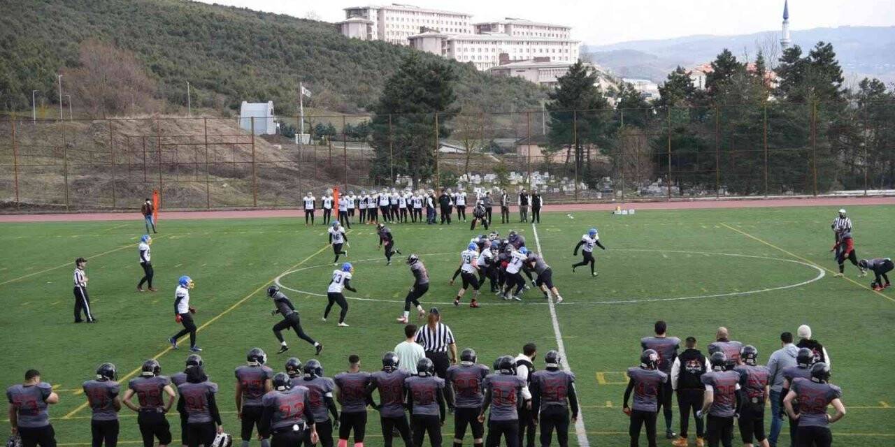 Panthers galibiyetlerine kaldığı yerden devam ediyor