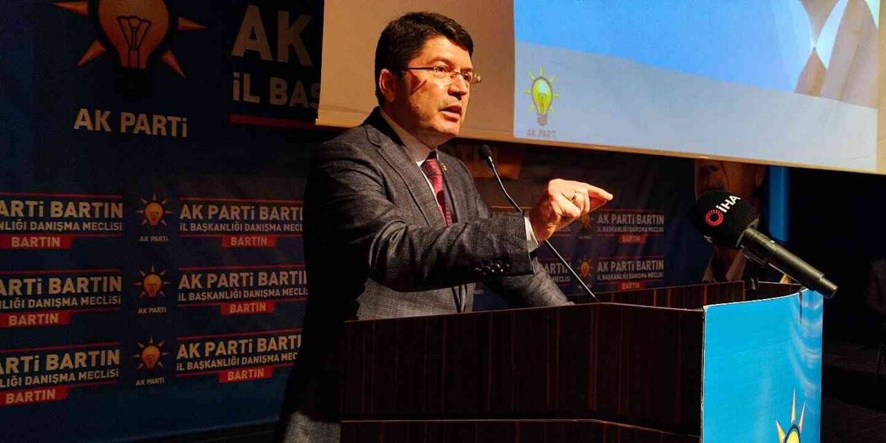 TBMM Adalet Komisyonu Başkanı Tunç: "Ukrayna iki güvenlik konseyi üyesi arasında sıkışmış kalmış"