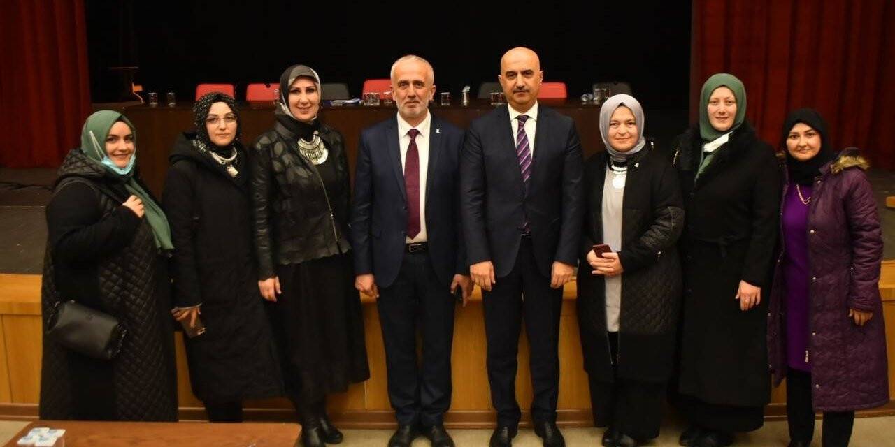 AK Parti danışma toplantısı yapıldı