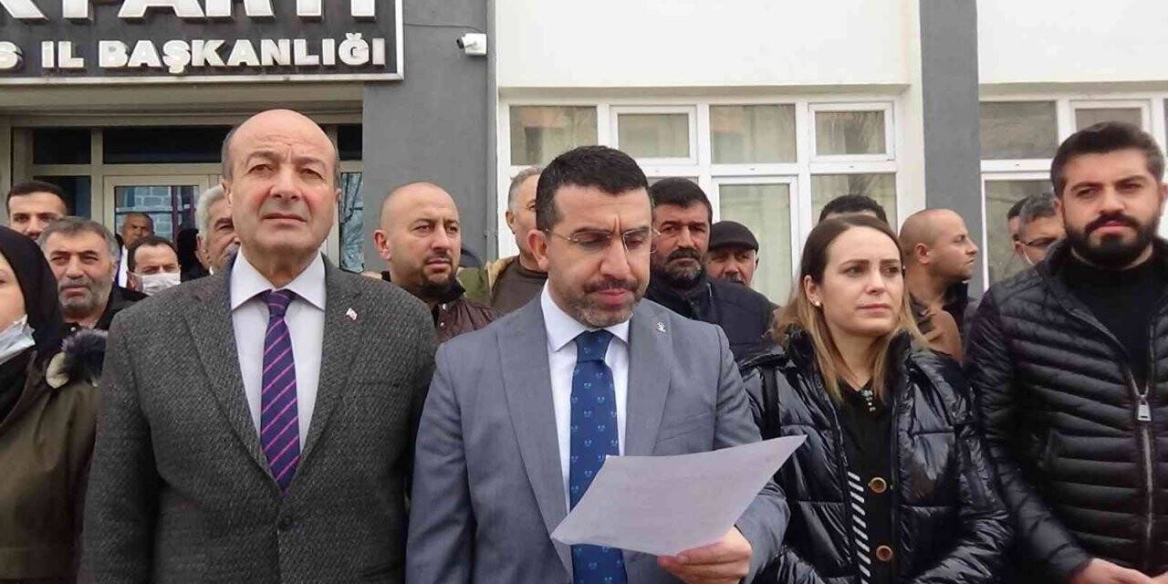 Kars’ta AK Parti’den 28 Şubat açıklaması