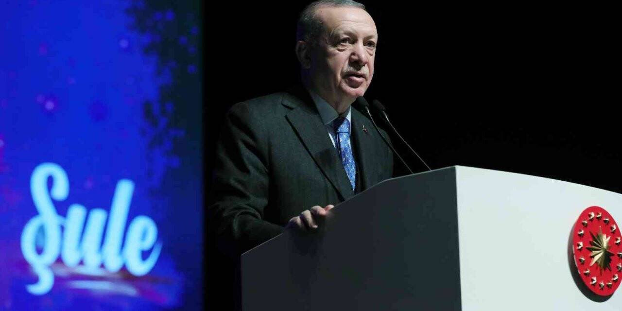 Cumhurbaşkanı Erdoğan: “Biz fikrin, inancın, mücadelesini verenlerin ardından gidenlerle toplantı yaparken başkaları başka tür toplantılar yapıyor”