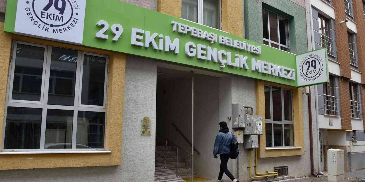 Dakikalar içinde bin 250 genç kayıt oldu