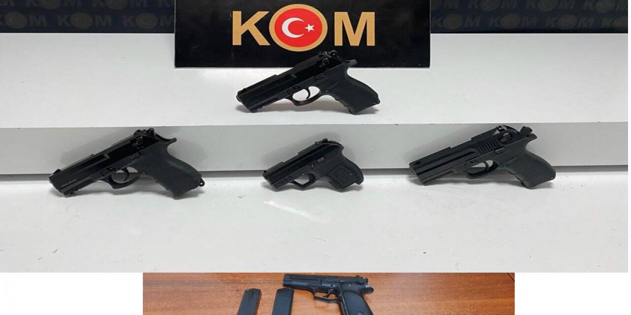 Silah kaçakçıları operasyonla yakalandı