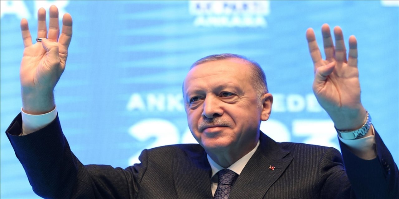 Cumhurbaşkanı Erdoğan: Yuvarlak masa etrafında yer beğenmeyenlere milletim gereken yeri gösterecektir