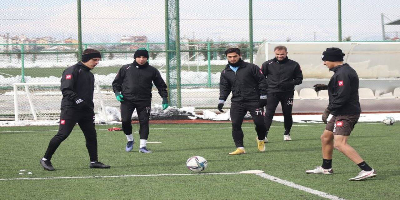 1922 Konyaspor, Karacabey maçına hazır