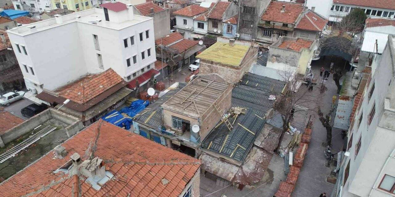 Şehzadeler’in tarihi çarşısı 13 milyon TL’lik yatırımla yenileniyor