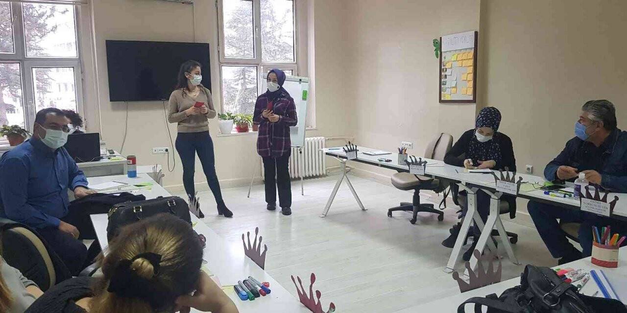 Ebe ve hemşireler üreme sağlığı eğitimi alacak