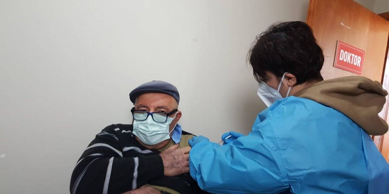 Tokat’ta, 21 günde 3 bin 126 doz Turkovac aşısı uygulandı