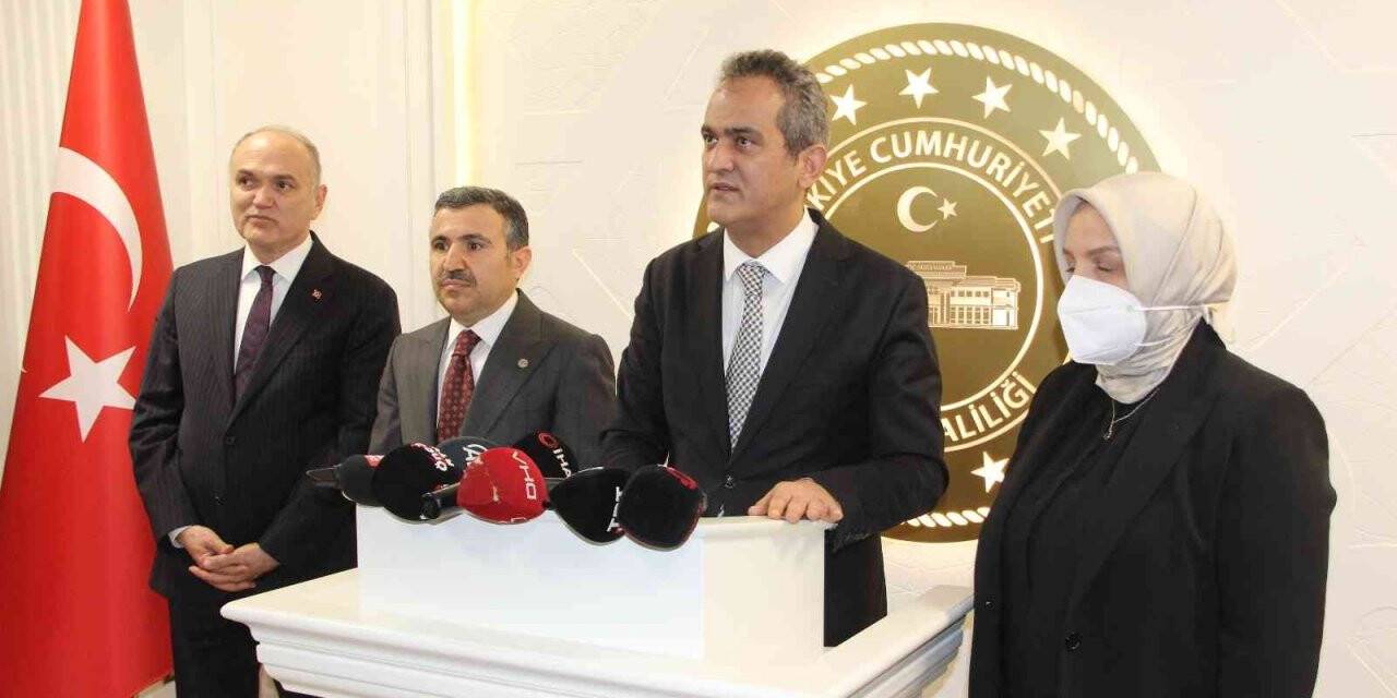 Bakan Özer: "Önceliğimiz, okul öncesi eğitime erişimi arttırmak"