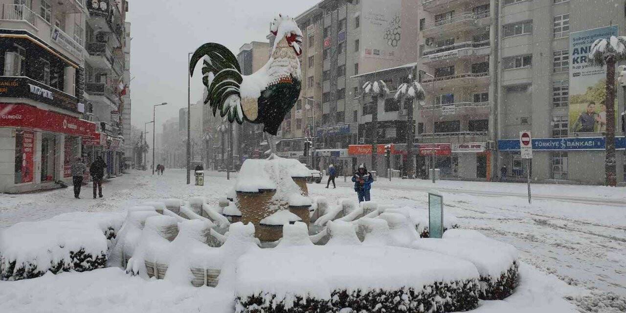 Denizli’ye yoğun kar yağışı uyarısı